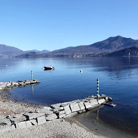 Belvedere 237a Lakeview Luxury גיפה