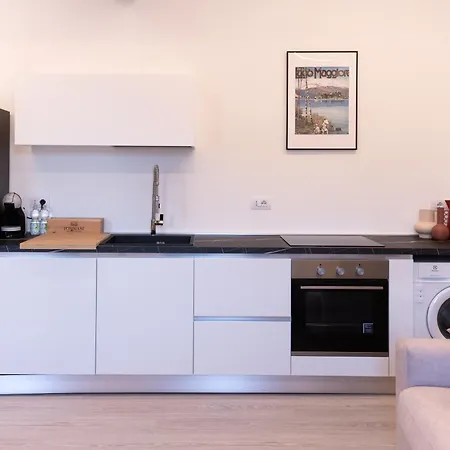 Belvedere 237a Lakeview Luxury Daire