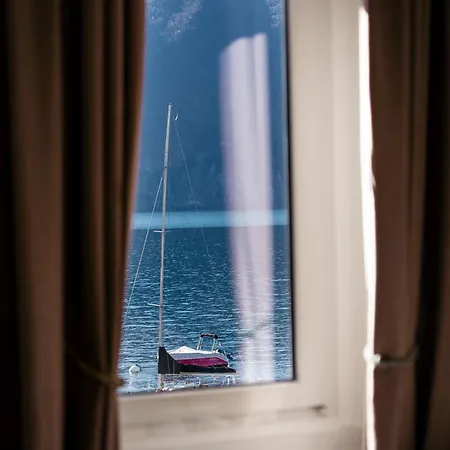 Belvedere 237a Lakeview Luxury גיפה