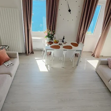 Apartamento Belvedere 237a Lakeview Luxury *
