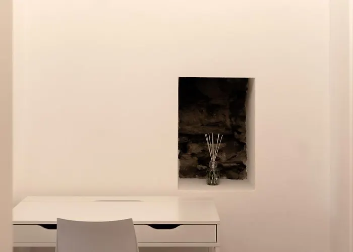 Belvedere 237a Lakeview Luxury