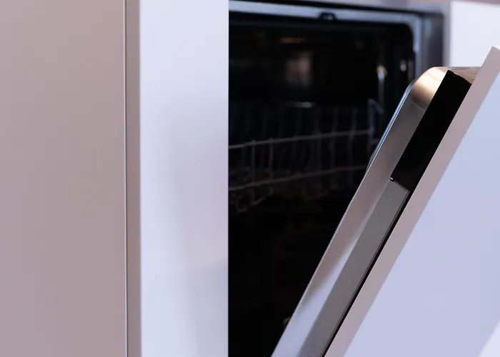 Belvedere 237a Lakeview Luxury * גיפה